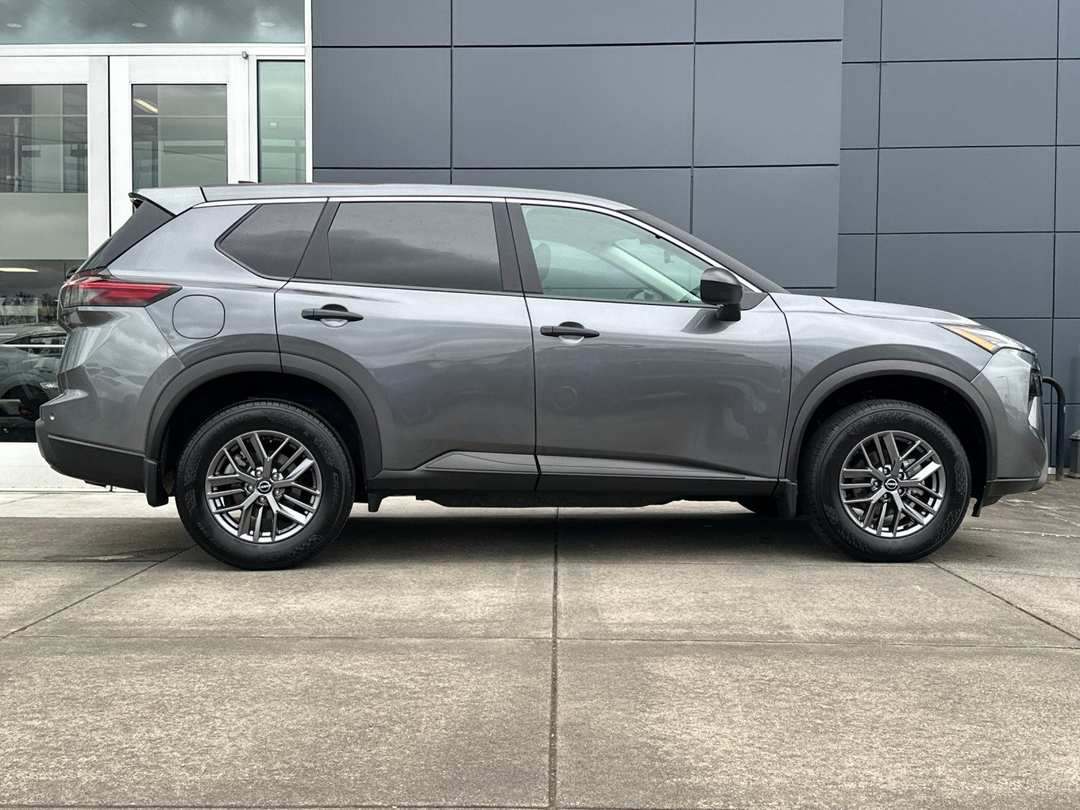 2025 Nissan Rogue S - Image 2