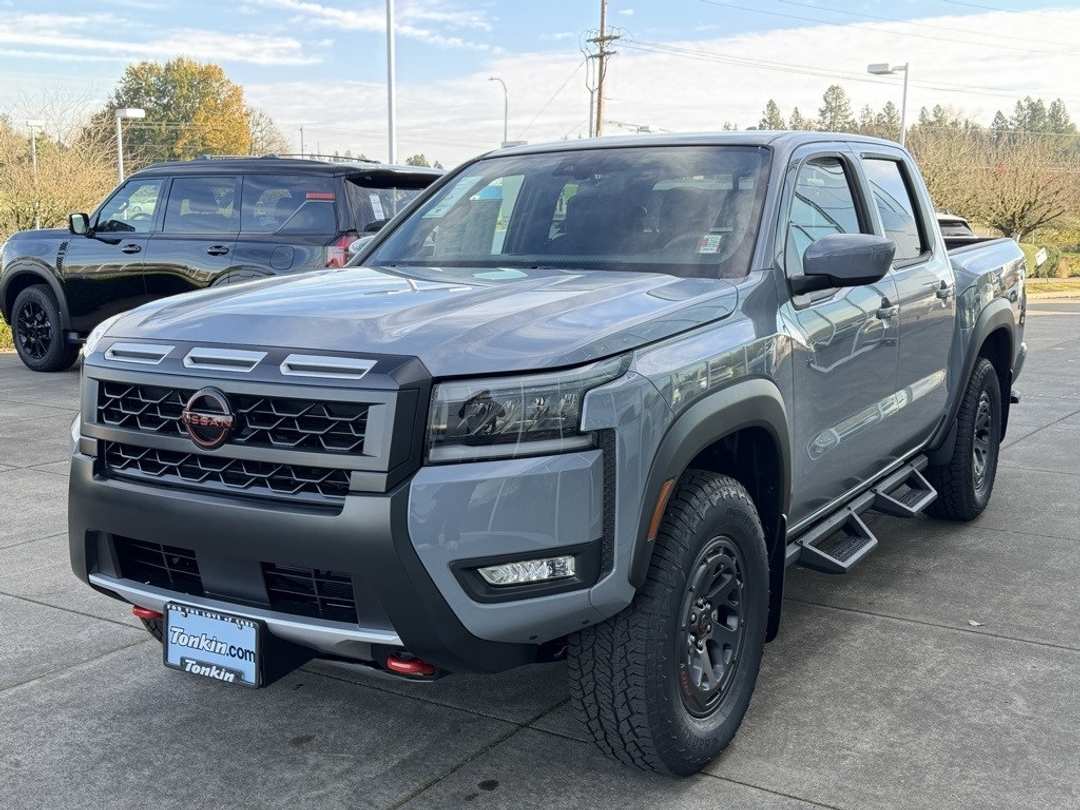 2026 Nissan Frontier PRO4X - Image 5