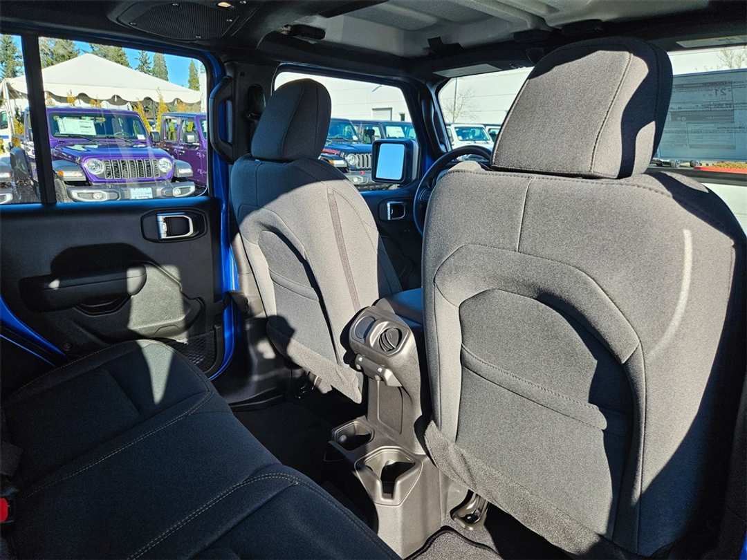 2026 Jeep Wrangler Sport - Image 33