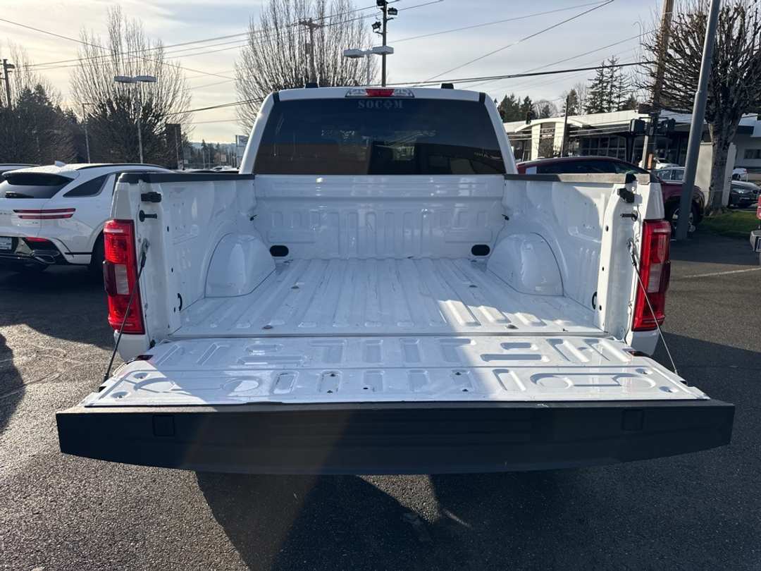 2023 Ford F-150 XLT - Image 15