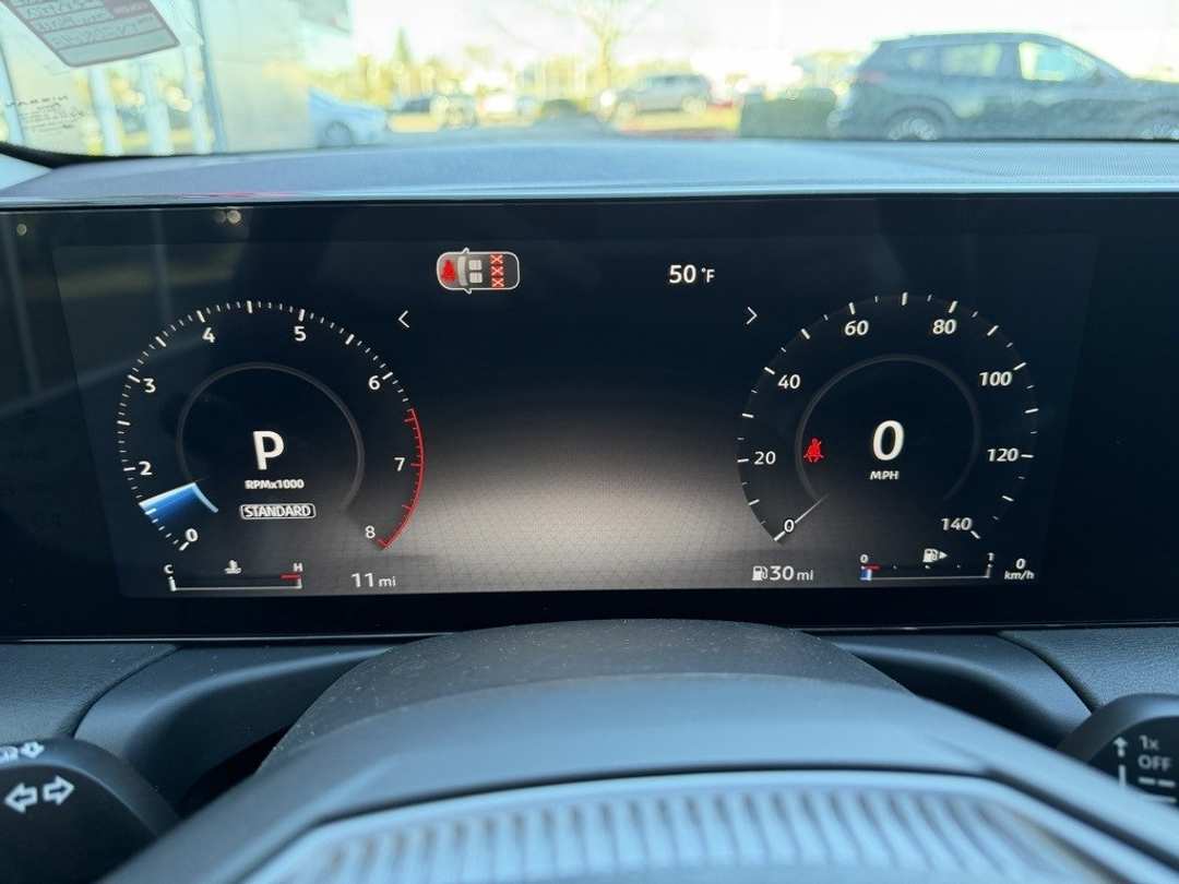 2026 Nissan Sentra SR - Image 20