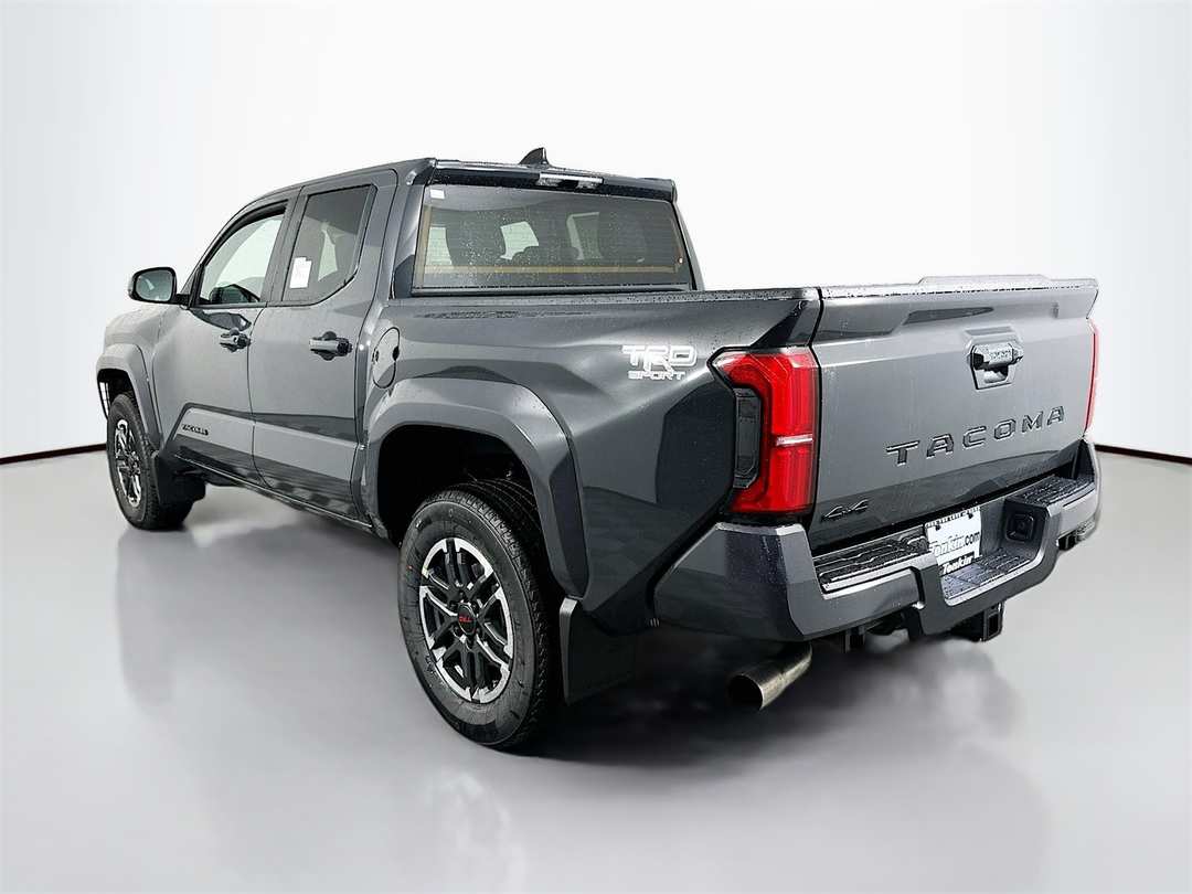2026 Toyota Tacoma TRD Sport - Image 5