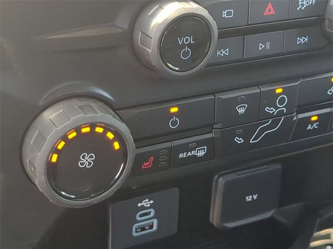 2025 Ford F-350Sd XLT - Image 22