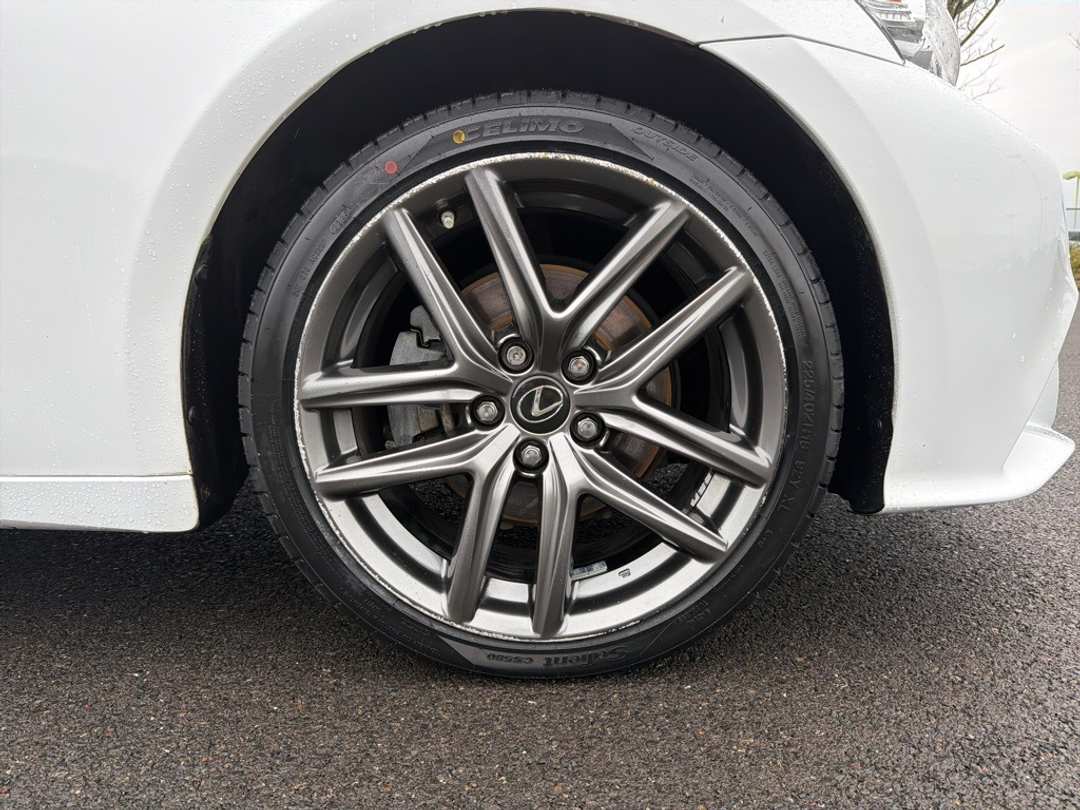 2015 Lexus Is 250 - Image 9