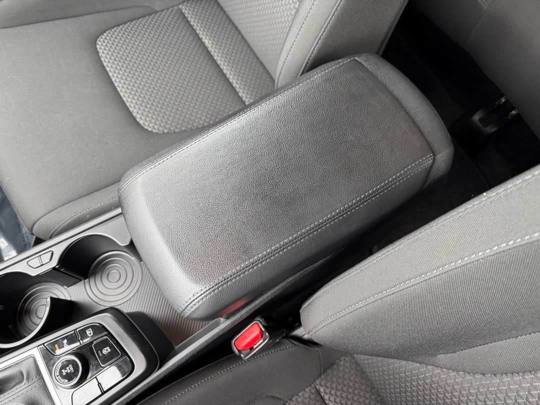 2024 Kia Sportage LX - Image 28