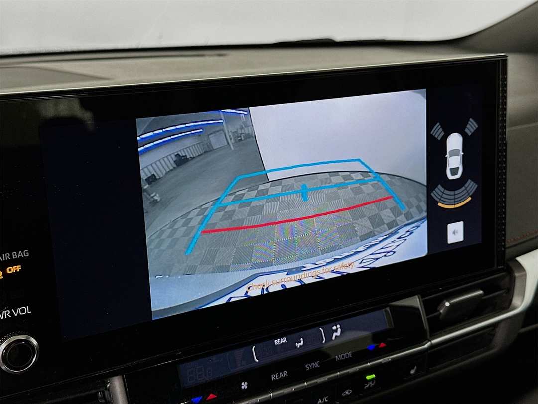 2025 Toyota Sienna XSE - Image 14