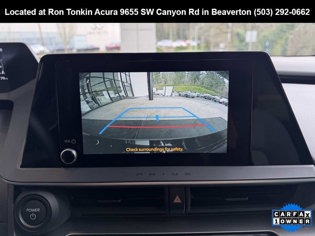 2023 Toyota Prius LE - Image 21