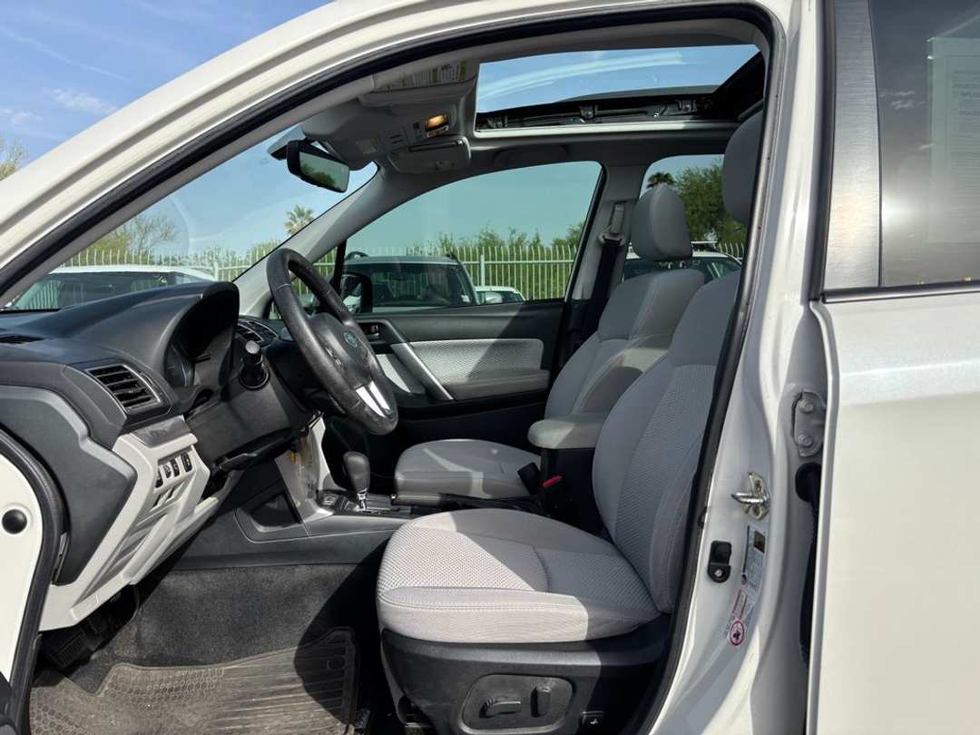 2018 Subaru Forester 2.5i Premium - Image 3
