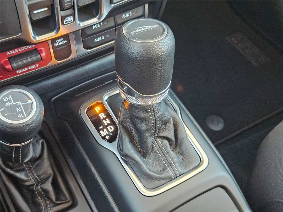 2026 Jeep Gladiator Mojave - Image 18