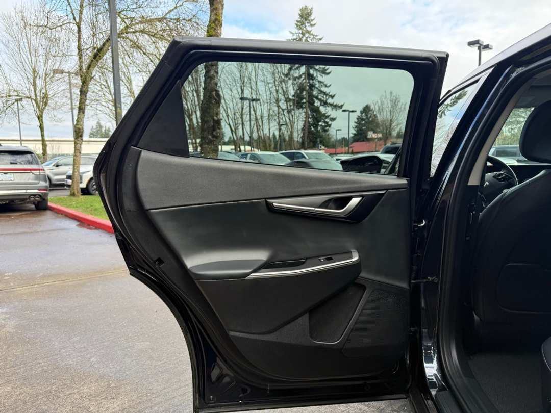 2024 Kia Ev6 Light - Image 24