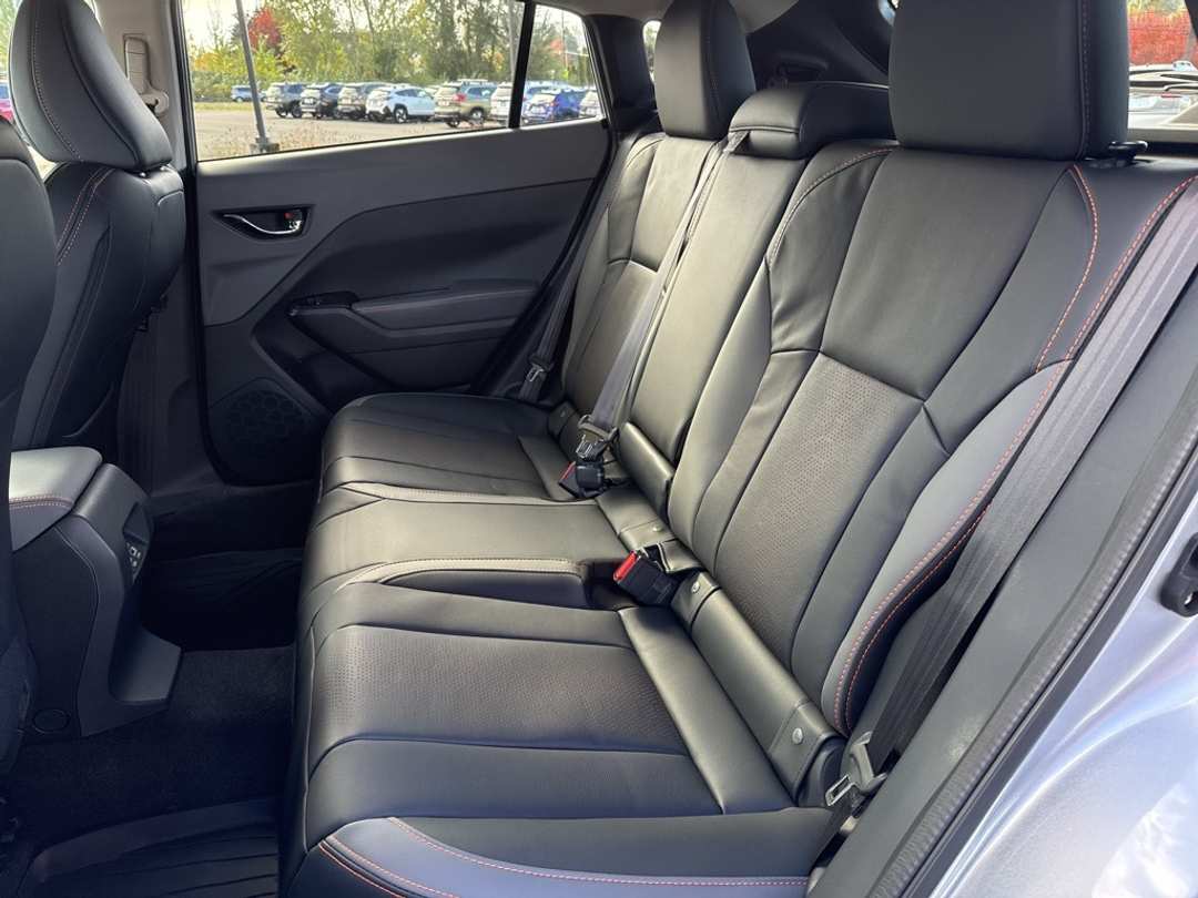 2025 Subaru Crosstrek Limited - Image 18