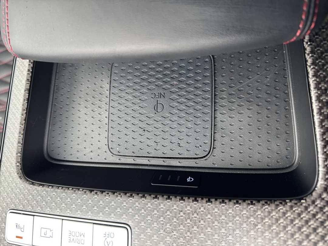 2025 Genesis G80 3.5T - Image 29