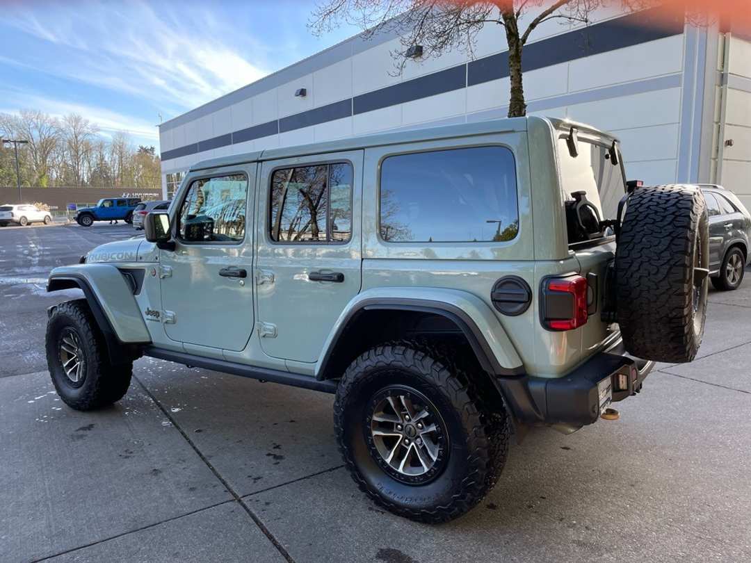 2024 Jeep Wrangler Rubicon 392 - Image 5