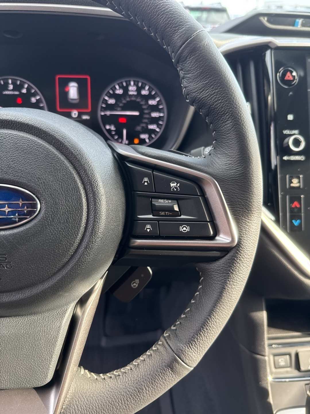 2026 Subaru Ascent Limited - Image 35