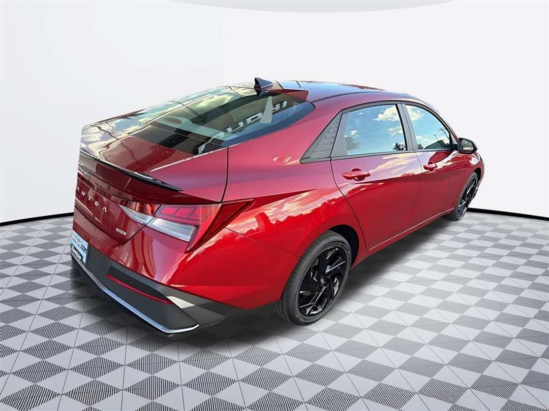 2026 Hyundai Elantra SEL Sport - Image 6