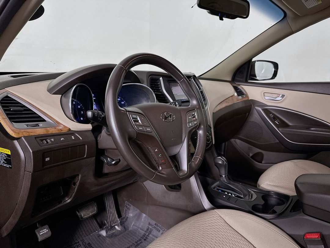 2013 Hyundai Santa Fe Sport 2.0L Turbo - Image 10