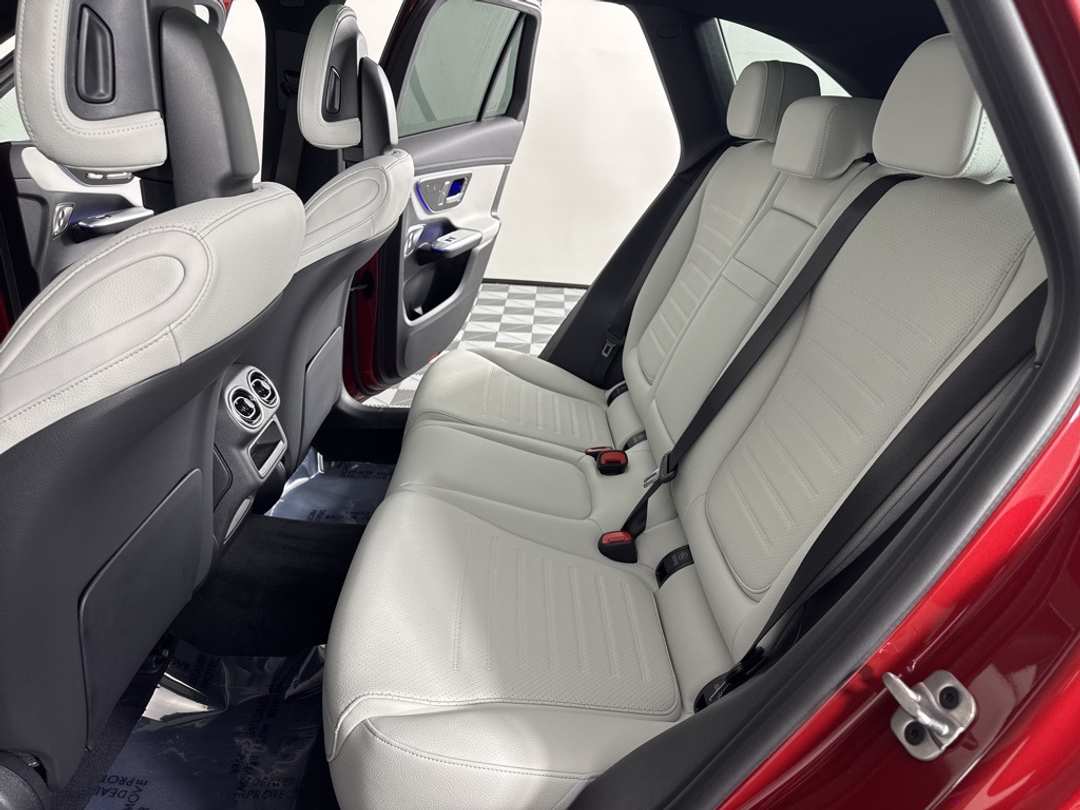 2026 Mercedes-Benz GLC GLC 300 - Image 21