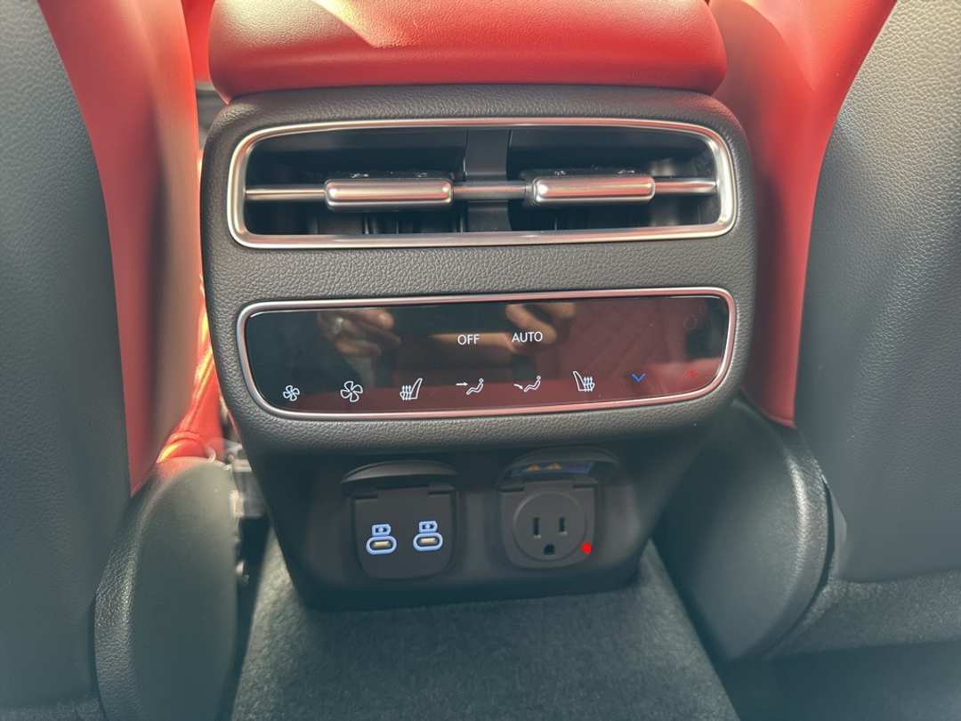 2026 Genesis Gv70 3.5T Sport Prestige - Image 47