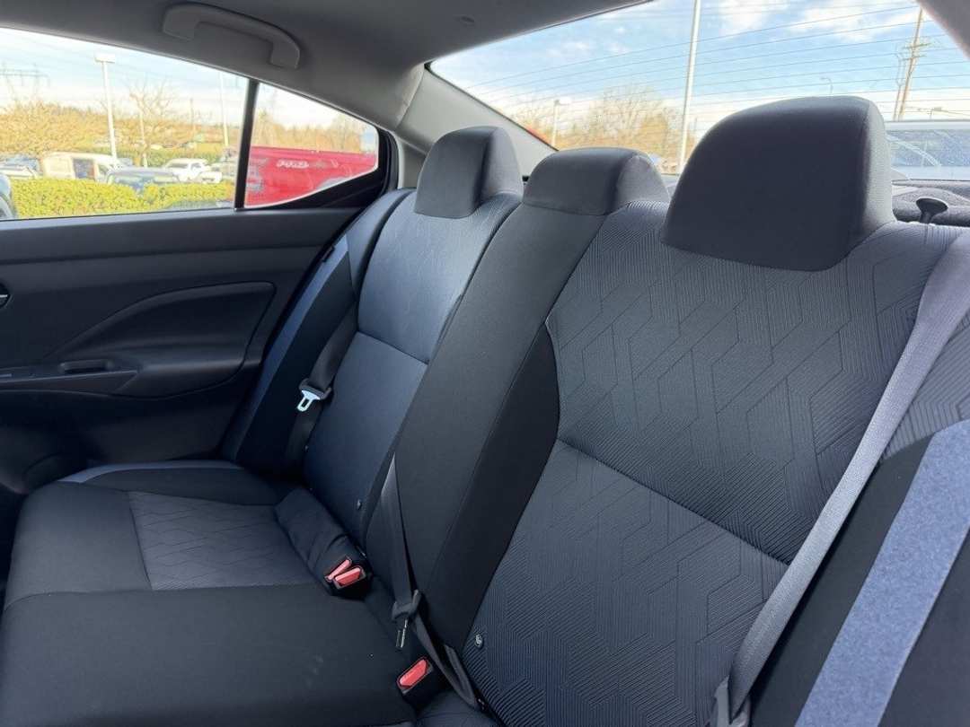 2025 Nissan Versa 1.6 SV - Image 28