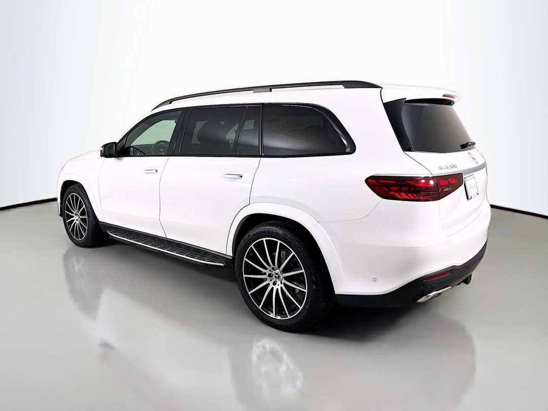 2026 Mercedes-Benz GLS GLS 580 - Image 3