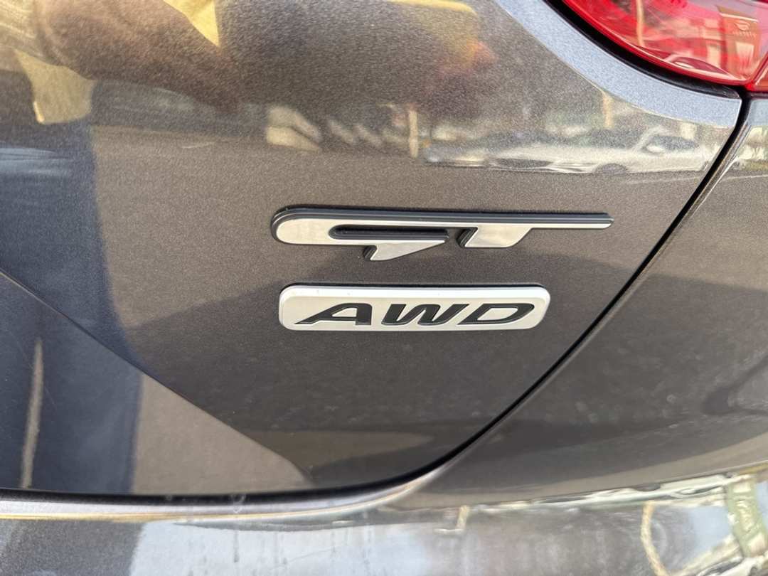 2019 Kia Stinger GT2 - Image 11