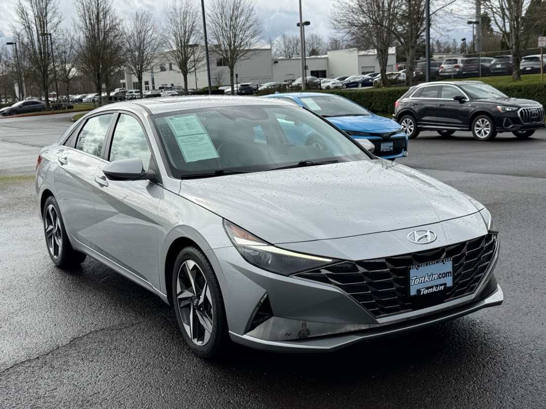 2021 Hyundai Elantra Limited - Image 2