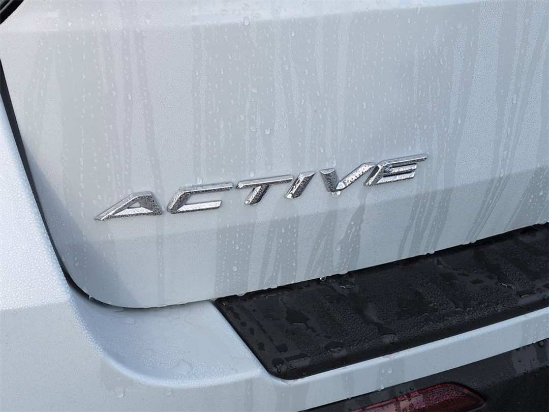 2026 Ford Explorer Active - Image 26