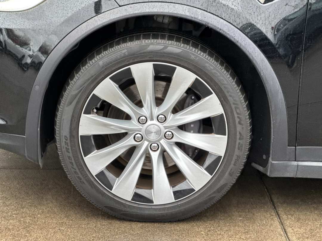 2020 Tesla Model X Long Range - Image 23