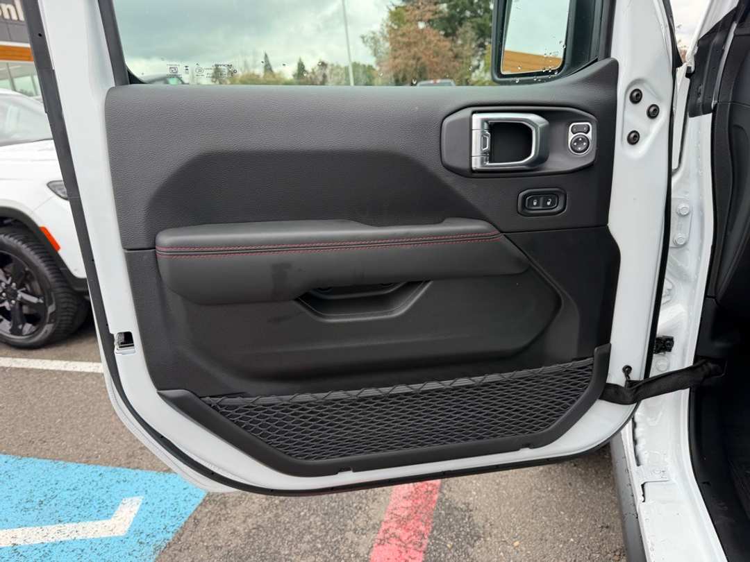 2026 Jeep Gladiator Rubicon - Image 12