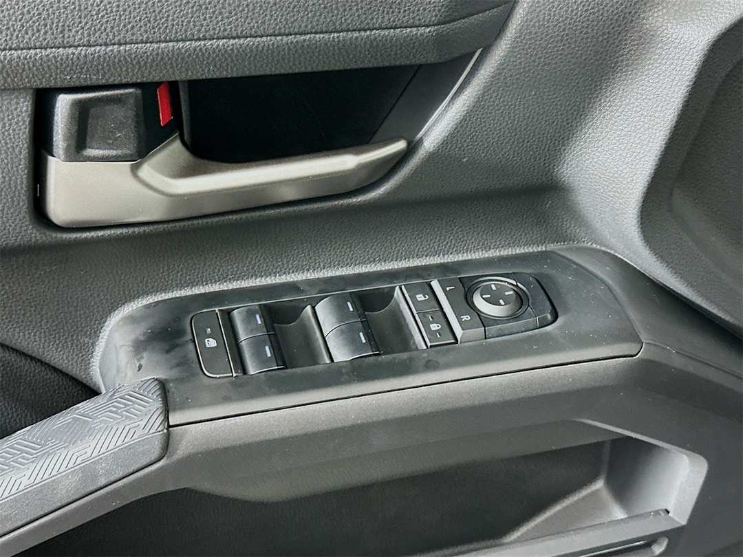 2025 Toyota Tacoma TRD OffRoad - Image 18