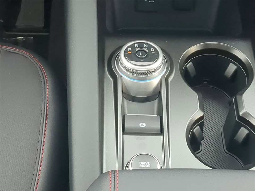 2026 Ford Explorer STLine - Image 17