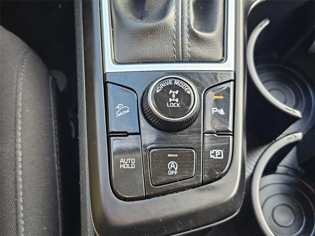 2024 Kia Sportage LX - Image 25