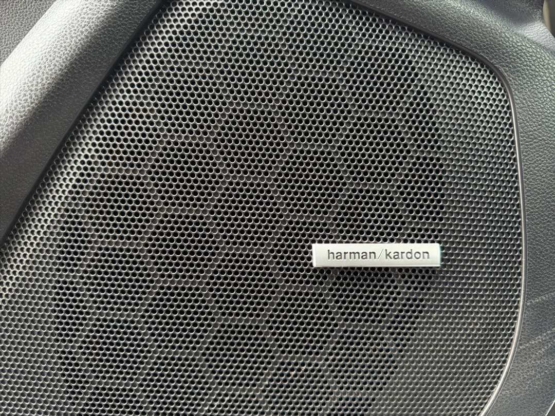 2020 Subaru Ascent Limited - Image 14