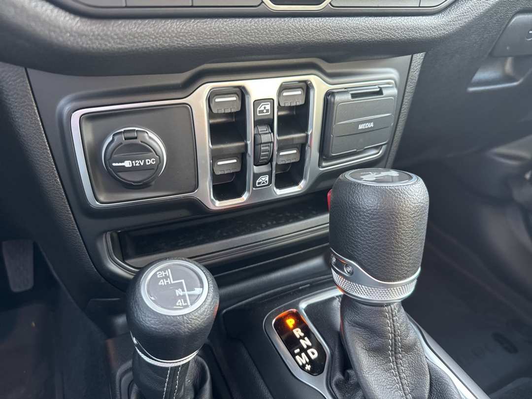 2026 Jeep Wrangler Sport S - Image 18