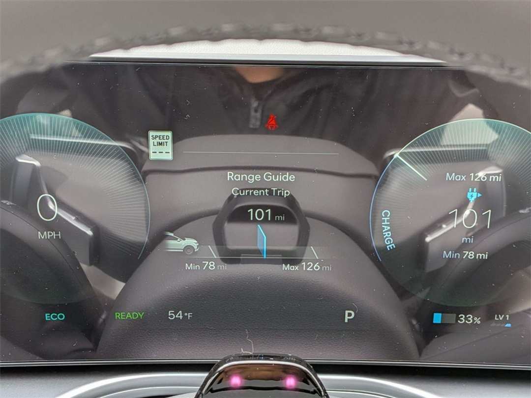 2026 Hyundai Ioniq 9 SE - Image 15