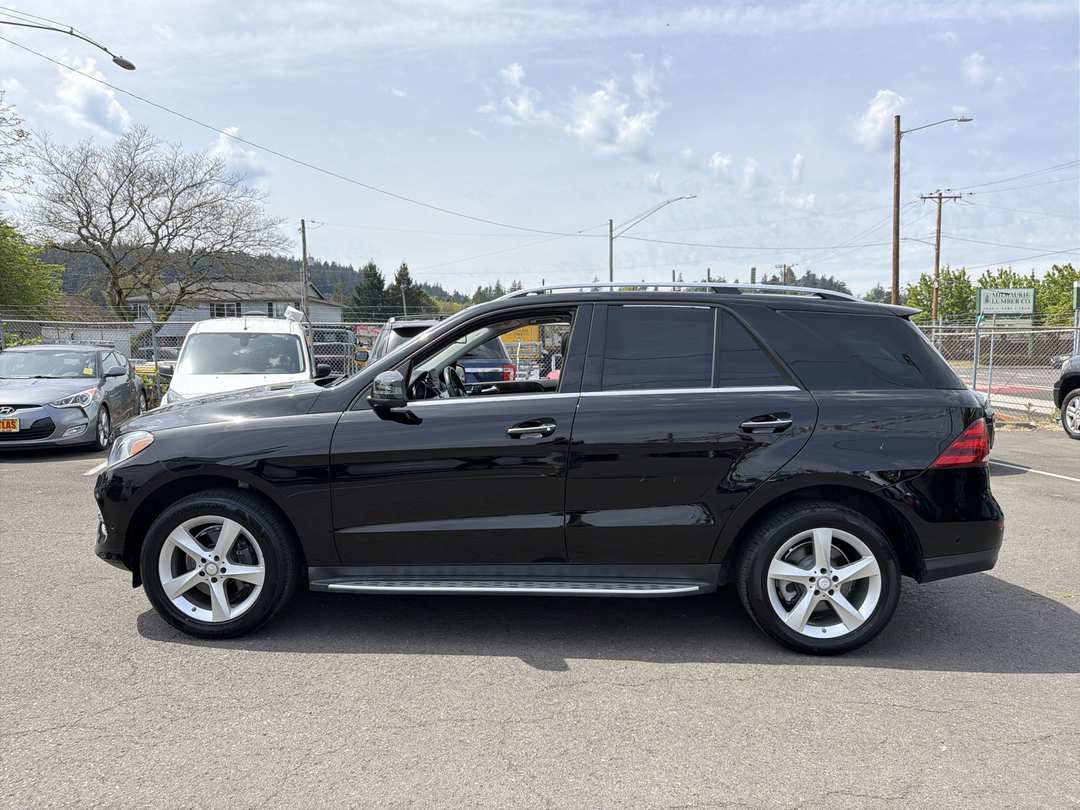 2016 Mercedes-Benz GLE - Image 2
