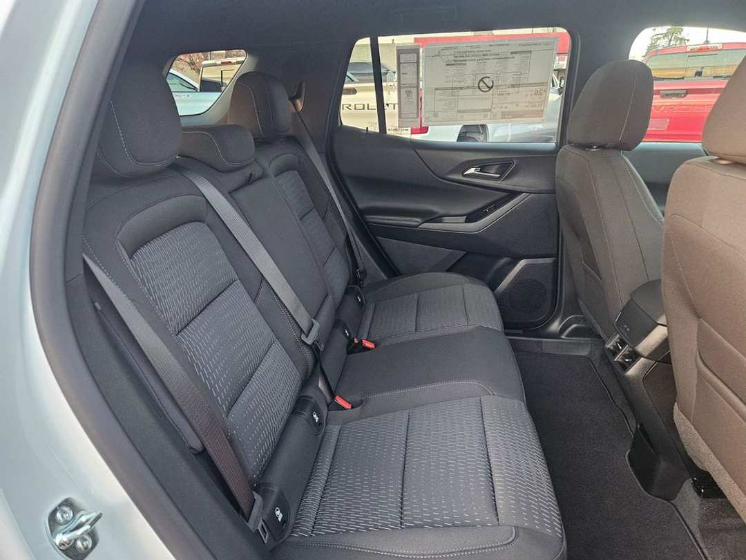 2026 Chevrolet Equinox LT - Image 32