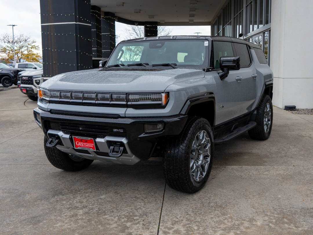 2026 GMC Hummer Ev 3X - Image 3