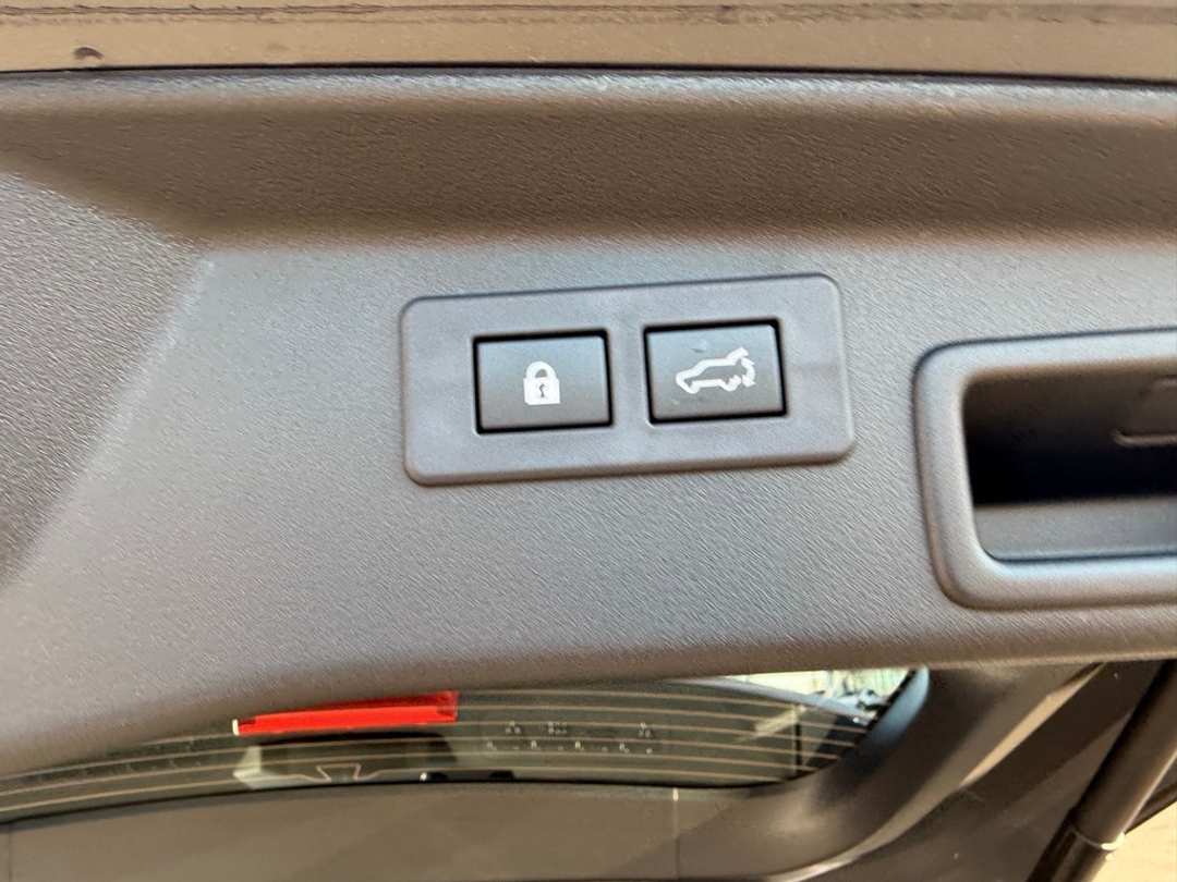 2026 Subaru Outback Limited - Image 21