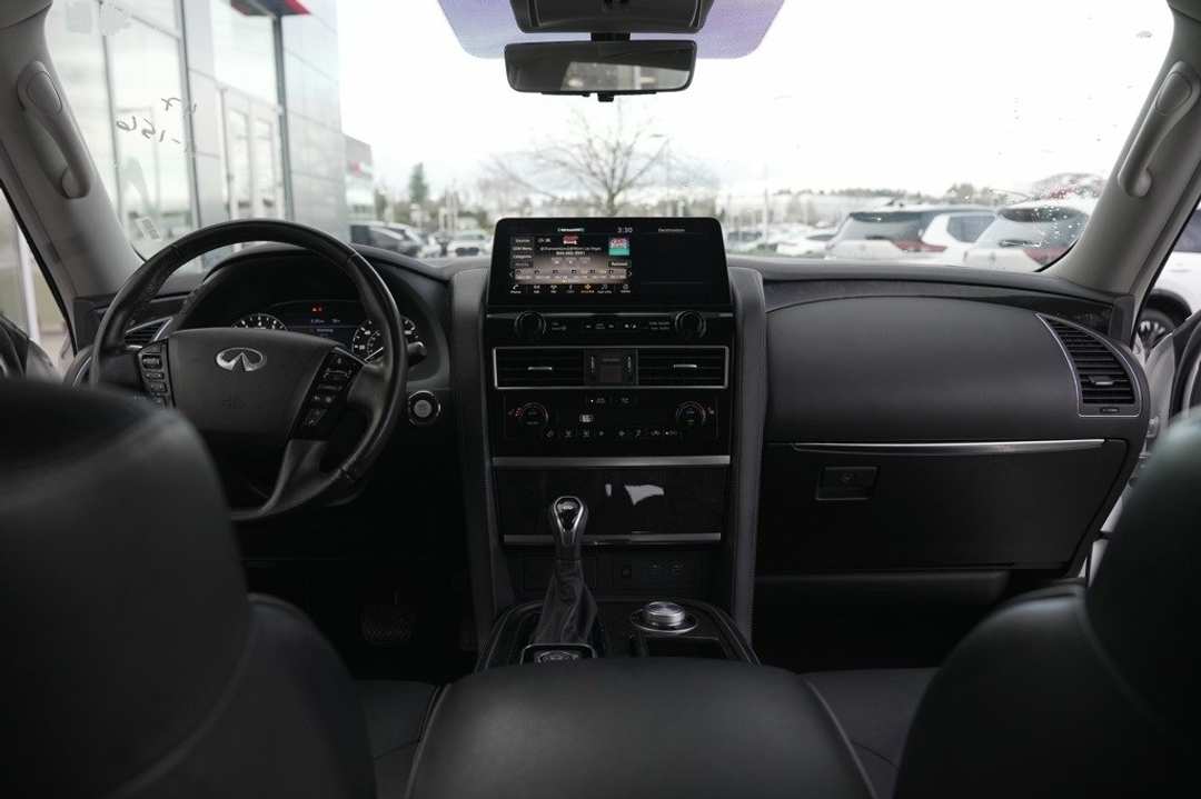 2024 INFINITI Qx80 LUXE - Image 17