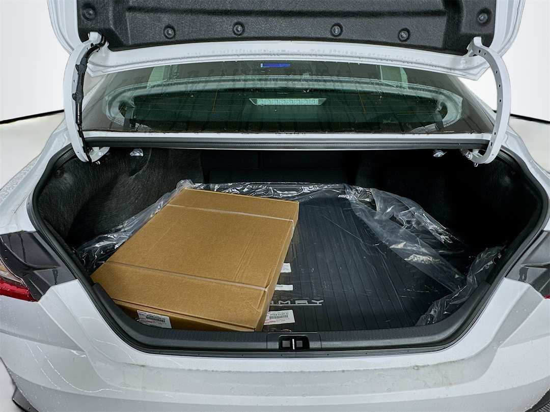 2026 Toyota Camry SE Nightshade - Image 28