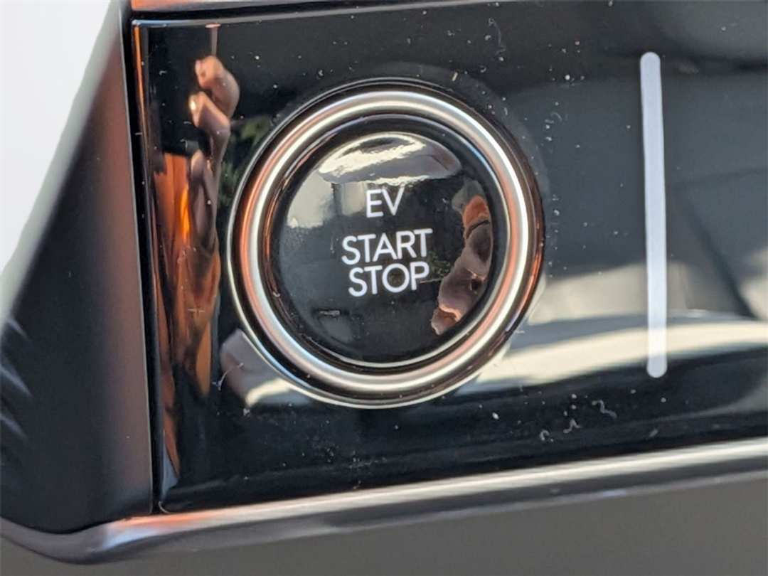 2026 Hyundai Ioniq 5 SEL - Image 17