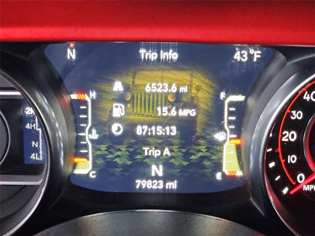 2020 Jeep Wrangler Rubicon - Image 16