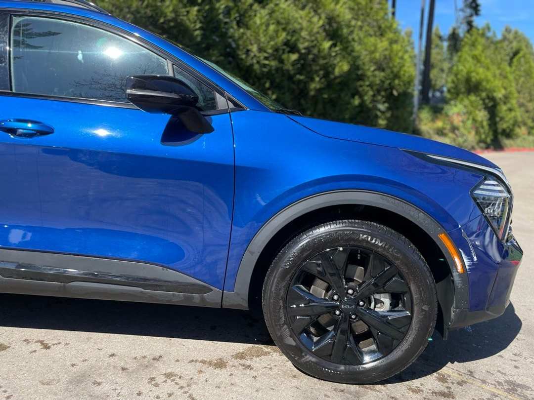 2025 Kia Sportage XLine - Image 2
