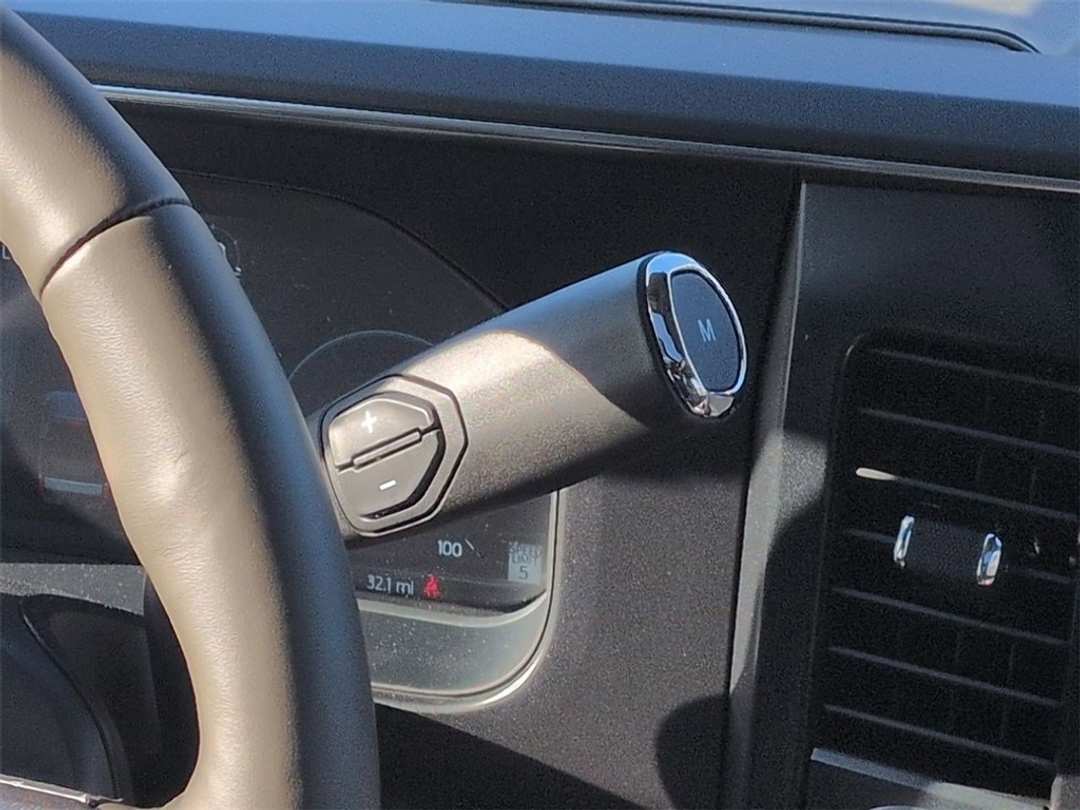 2026 Ford F-350Sd Platinum - Image 17