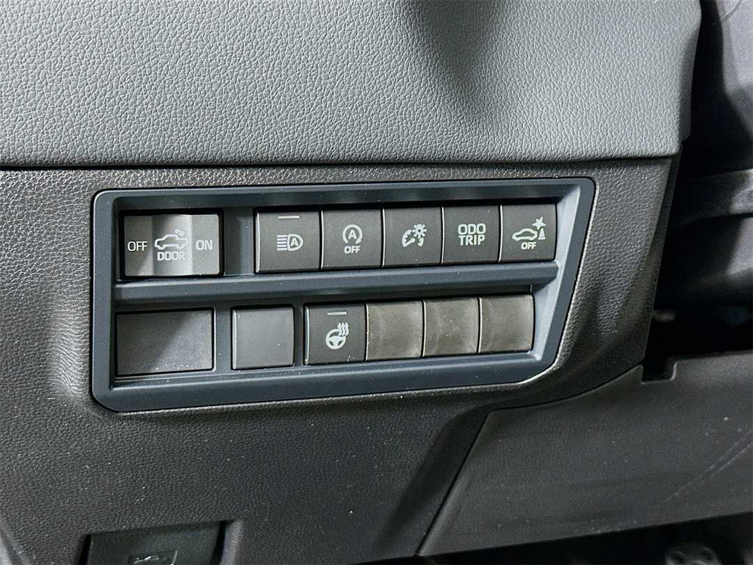 2026 Toyota Tundra Limited - Image 10