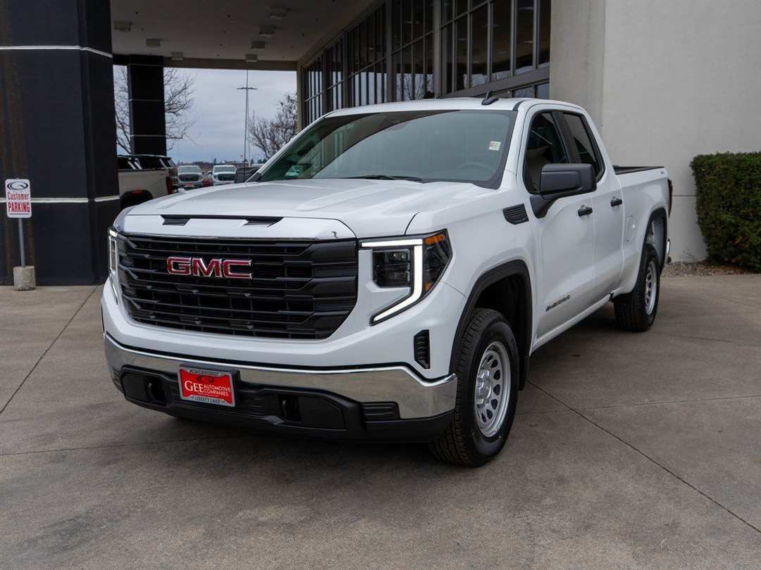 2026 GMC Sierra 1500 Pro - Image 3