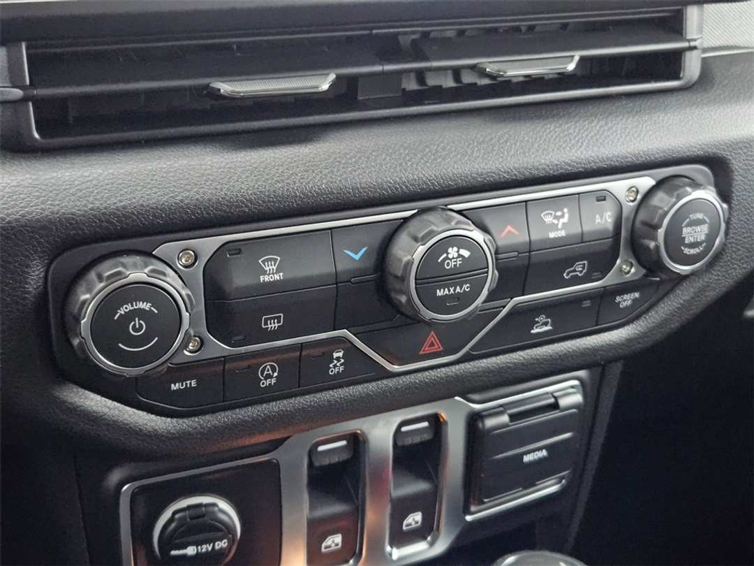 2026 Jeep Wrangler Sport - Image 23