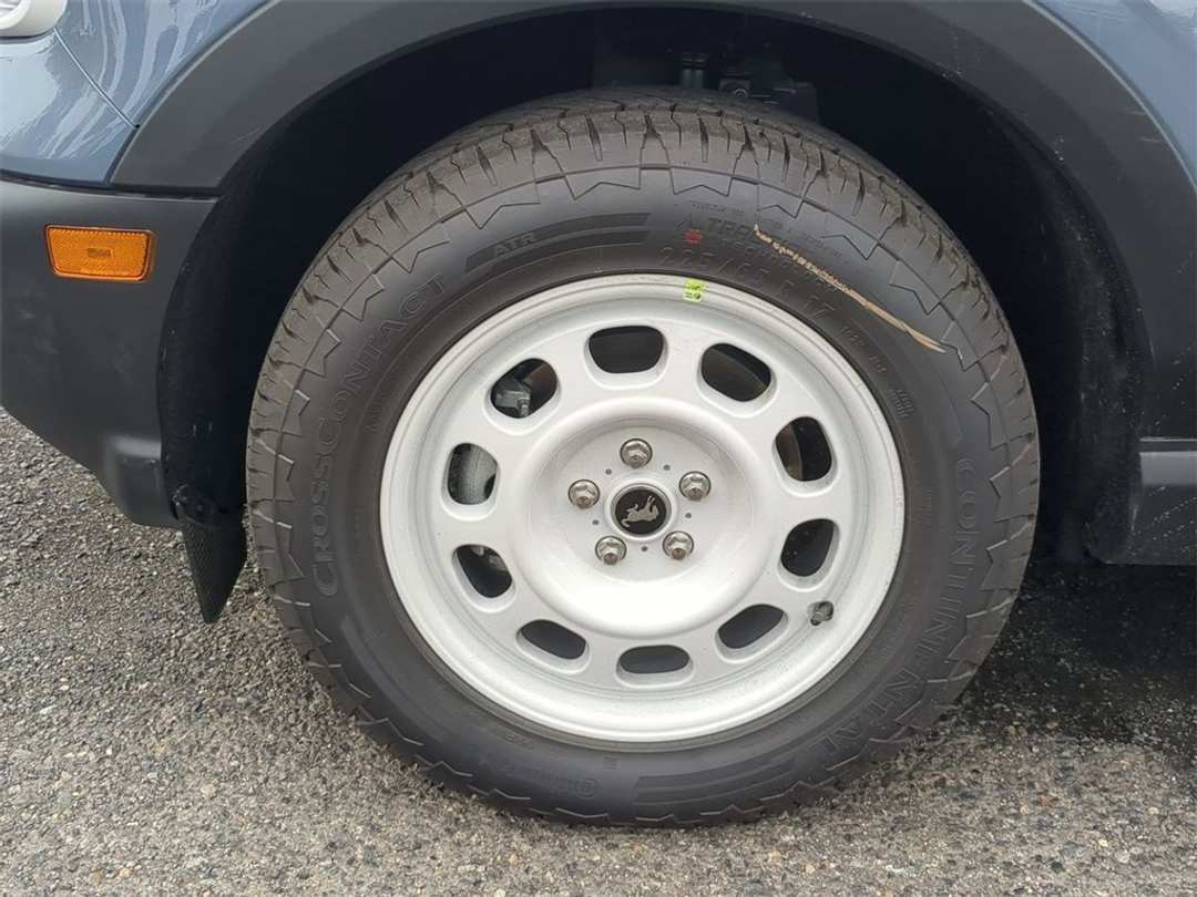 2025 Ford Bronco Sport Heritage - Image 33