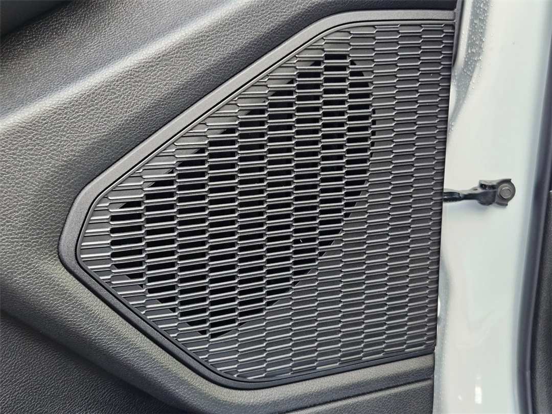 2025 Jeep Grand Cherokee Altitude X - Image 12